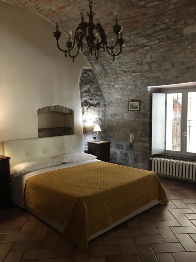 Casa Mario Lupo - Apartments And Rooms Bergamo Bagian luar foto