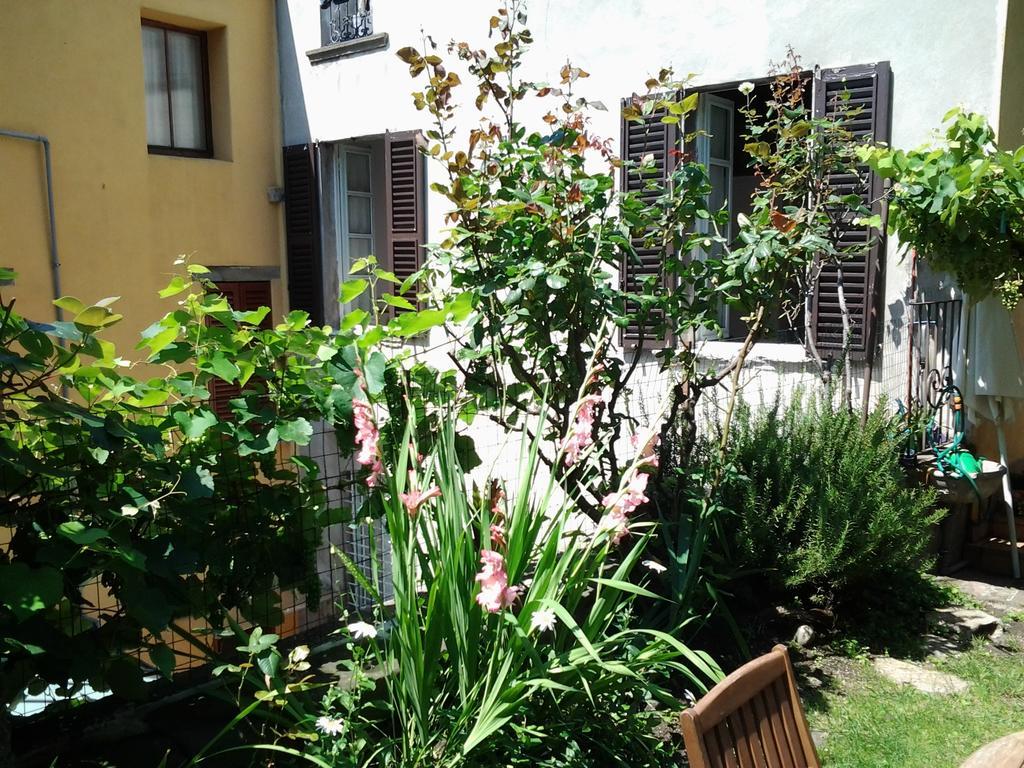 Casa Mario Lupo - Apartments And Rooms Bergamo Bagian luar foto